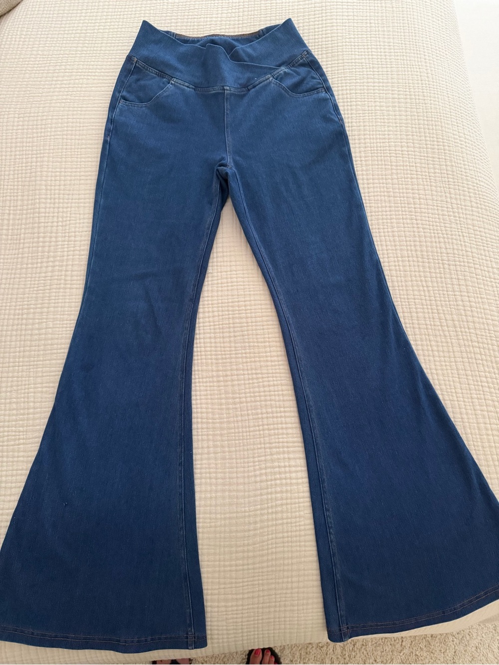 HALARA Medium Wash Blue Flare Pull-On Jeans - Picture 2 of 6